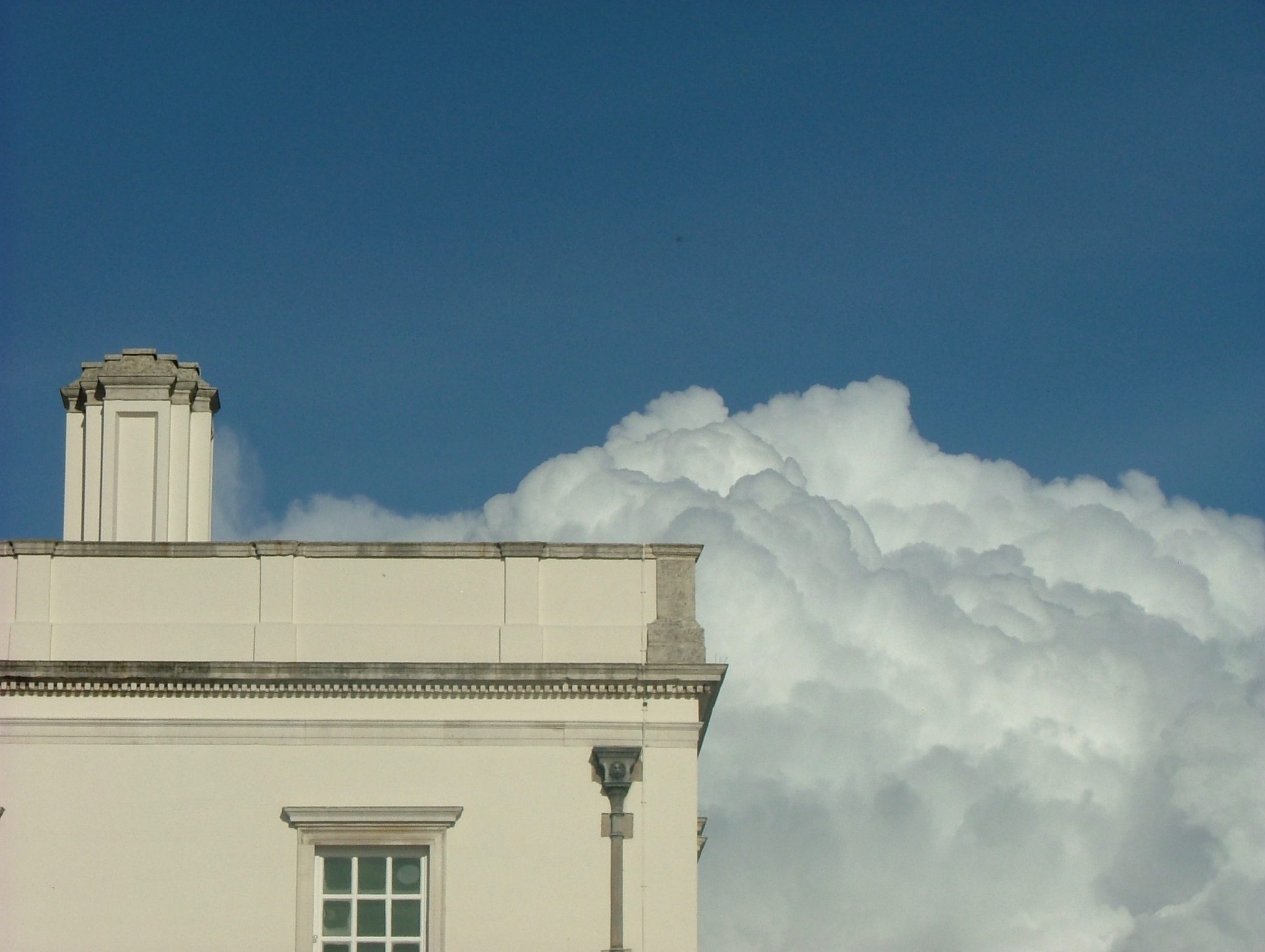 Clearing skies over the Queen's House at Greenwich. AG