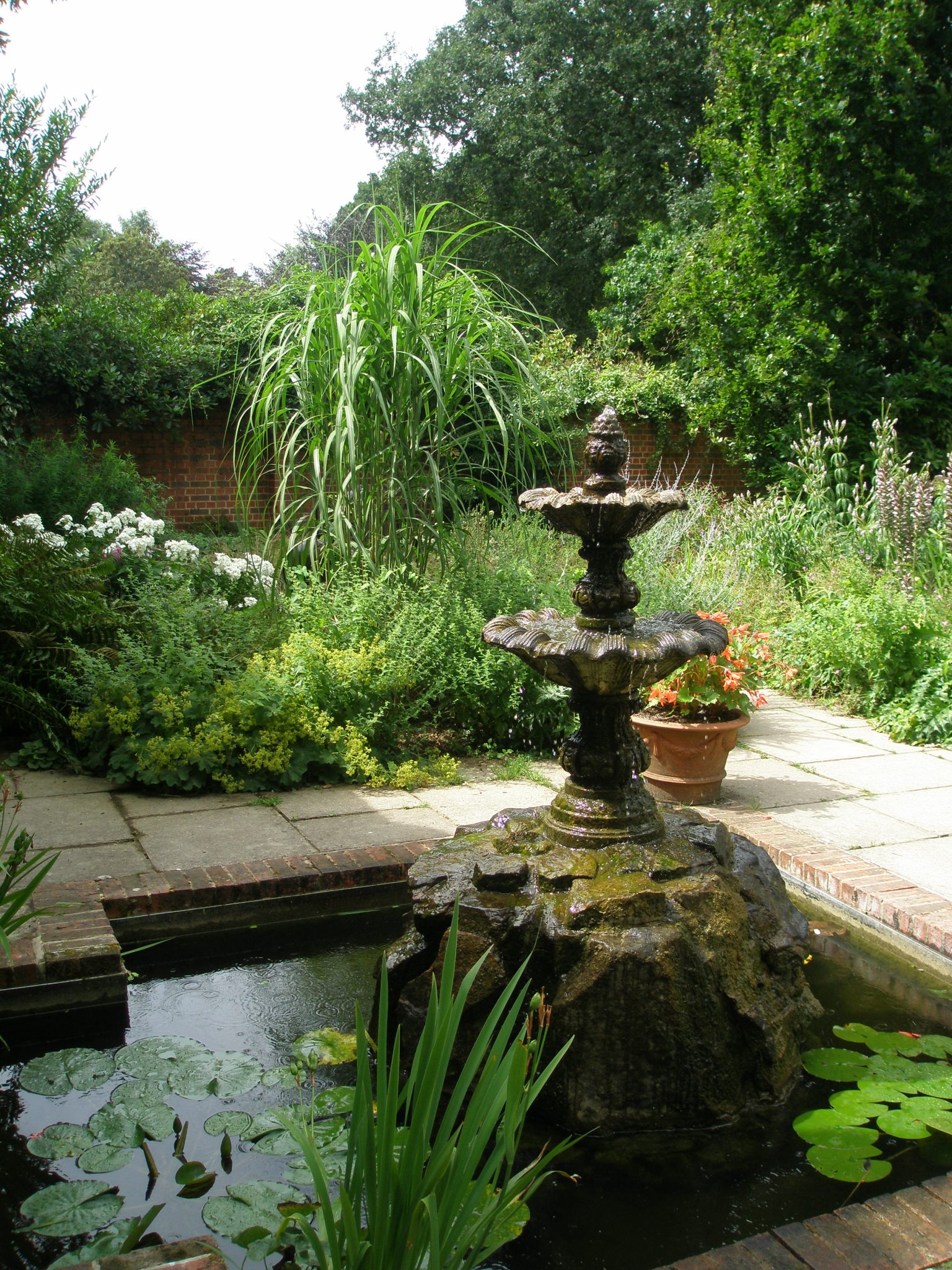 Fountain in the Italian Garden