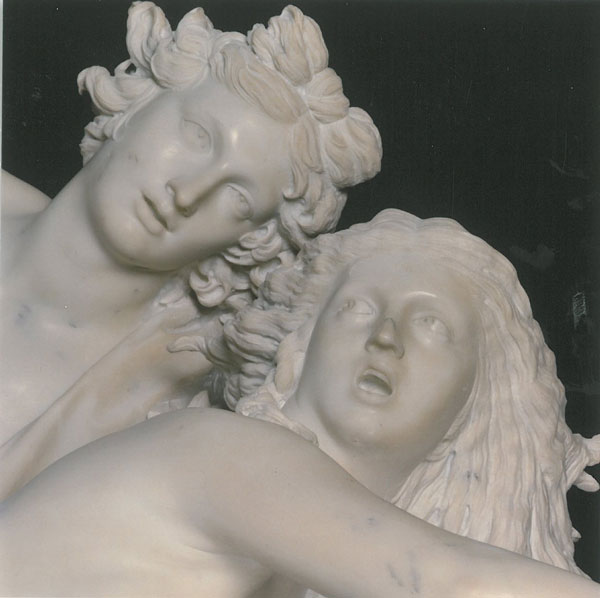 Detail of APOLLO AND DAPHNE. Image courtesy of Galleria Borghese.