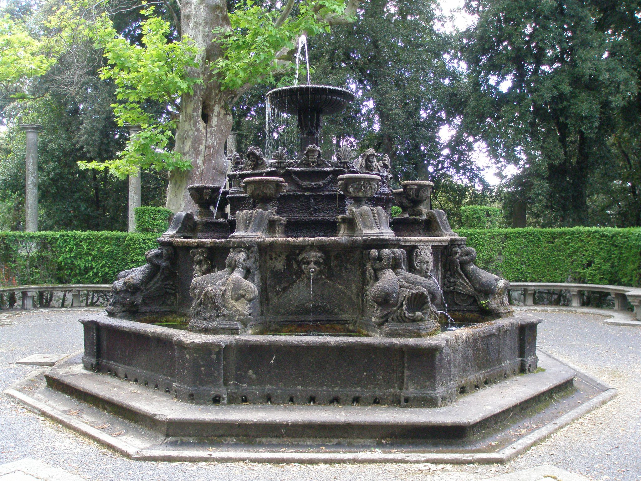 The Fountain of the Dolphins was once enclosed with a wooden trellis, which was covered with vines. Joke fountains were triggered by the movements of passers-by....step on the wrong stone, and you got soaked.