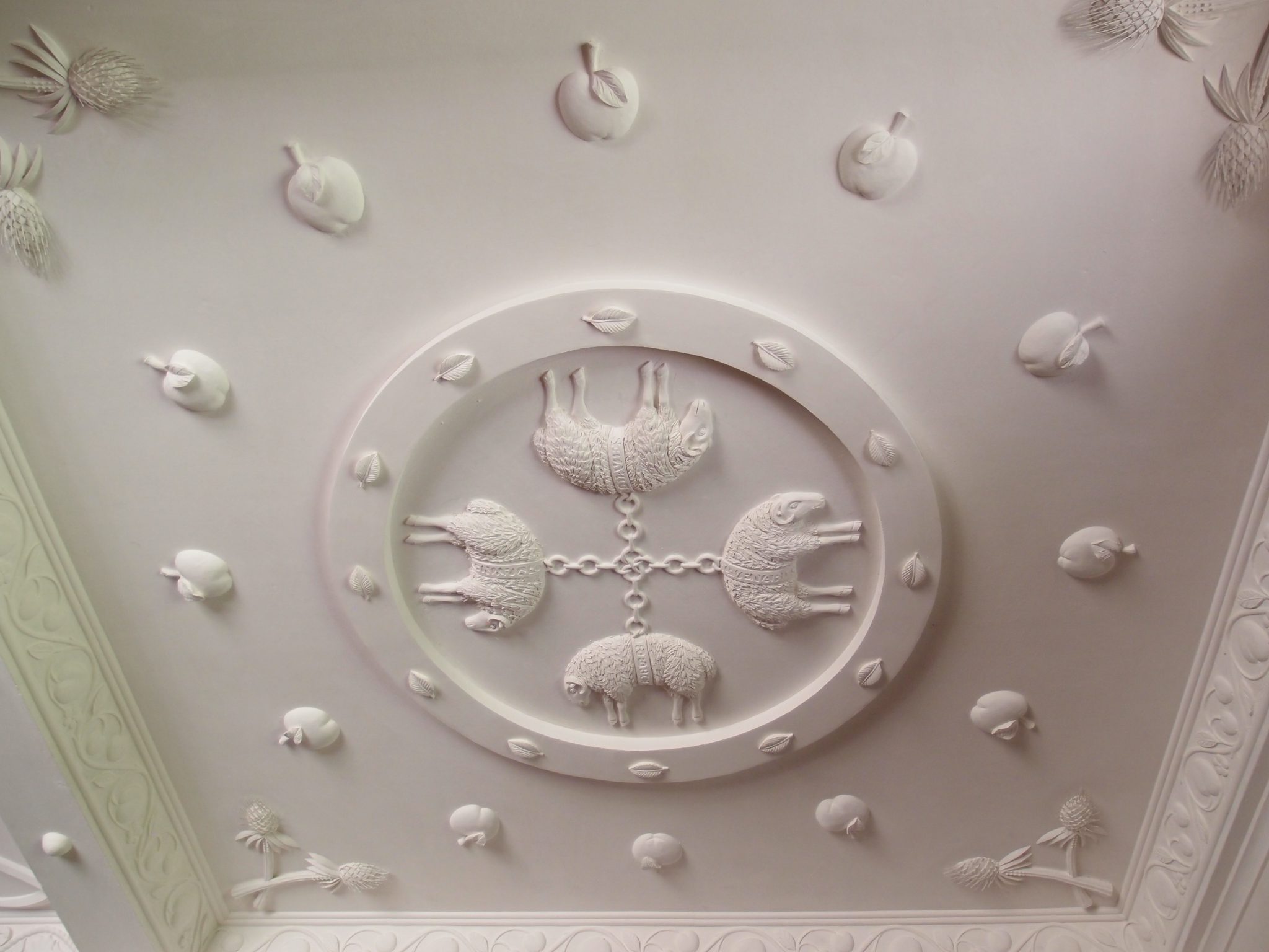 The beautiful ceiling in the Drake Chamber was installed in 1988. The hand-modeled frieze is done in a traditional, Devon style.